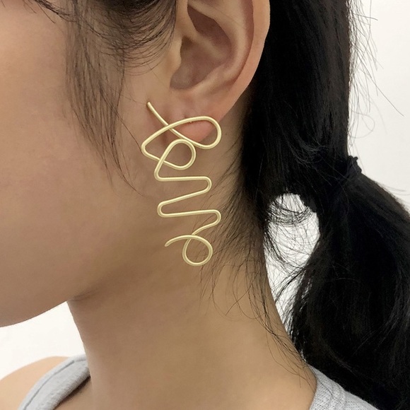 ❤️🔥𝕤𝕒𝕝𝕖❤️🔥 love earrings - Picture 4 of 8